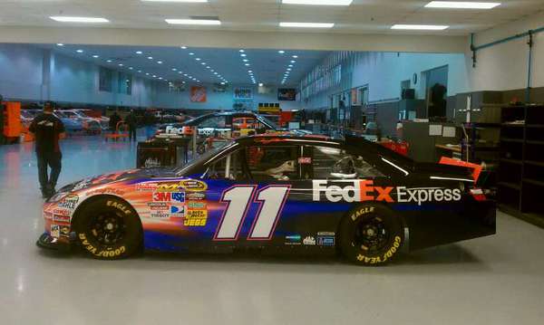 paint scheme for 2011. jimmie johnson 2011 paint scheme. paint scheme for 2011.