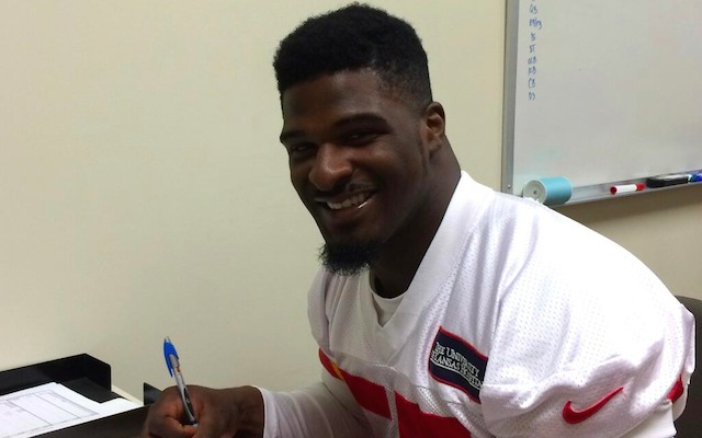 Dee Ford is officially under contract with the Chiefs. (Twitter/@KCChiefs)