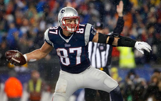 Rob Gronkowski urges Joe Burrow to accept Tom Brady-esque contract to  contend for Super Bowls