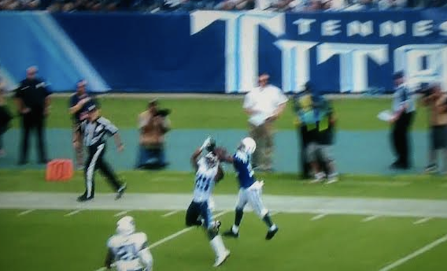 <img src="http://sports.cbsimg.net/images/video.gif">Hilton's crazy catch
