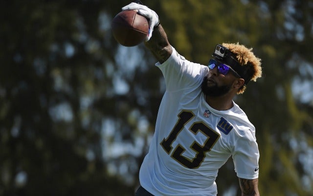 NFL seeks standards for 'tackiness' of gloves
