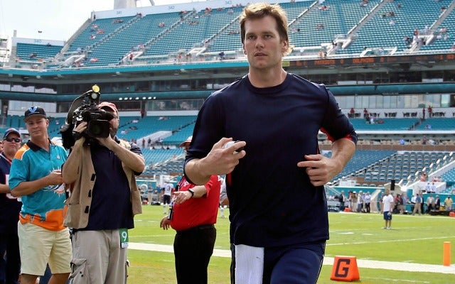 Brady: Ankle 'feels better'
