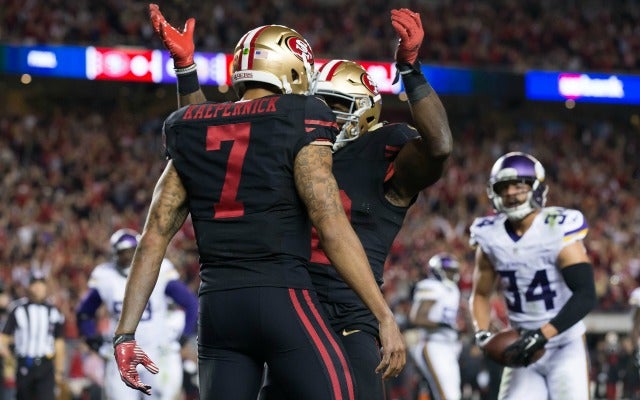 Report: Kaepernick open to staying a 49er