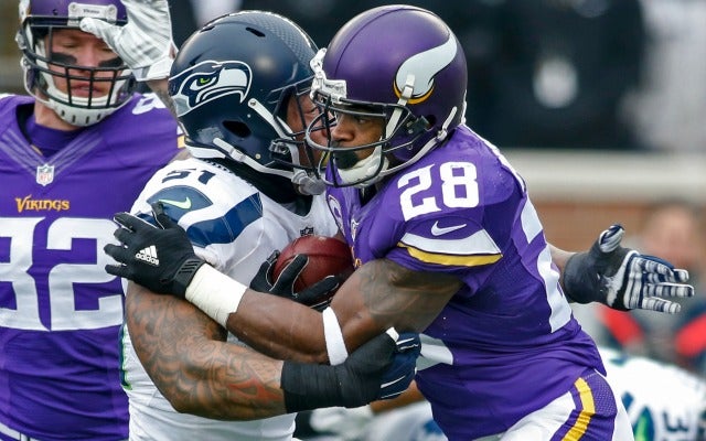 Zimmer: Giving Peterson 8 carries a mistake