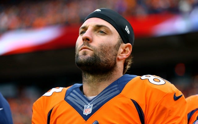Welker gets another shot, signs with Rams