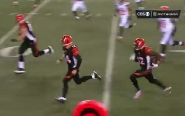 <img src="/images/video.gif">Dalton escorts Sanu to end zone on reverse