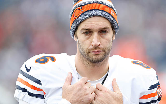 <b>Jay Cutler</b> is a big reason the Bears are 3-6. (Getty Images - jay-cutler-at-lambeau-field-11062014