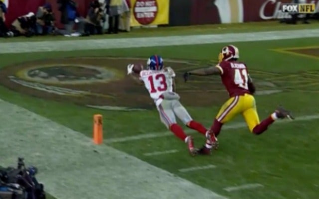 <img src="/images/video.gif">Beckham at it again