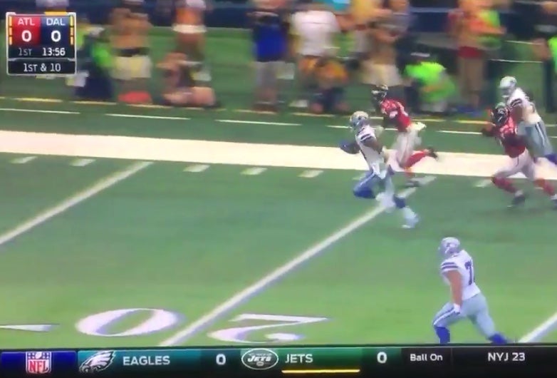<img src="http://sports.cbsimg.net/images/video.gif">Randle shakes up Falcons for 37-yard TD run