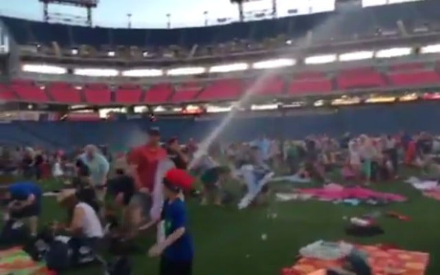 Oops: Titans invite fans over for a ... cold shower
