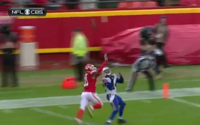 <img src="/images/video.gif">Sammy Watkins snags two TDs in first half