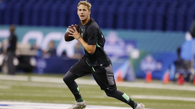 Cowboys to work out QB Goff this weekend