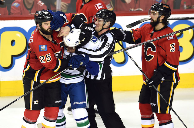 The Calgary Flames take a 2-1 series lead. (USATSI)