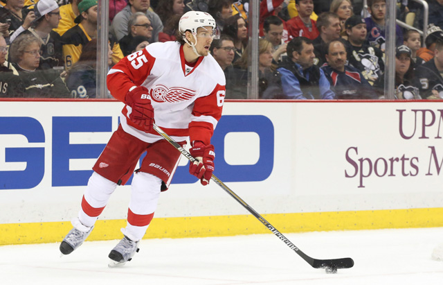 Danny DeKeyser will be out 3-4 weeks with a sprained ligament in his foot. (USATSI)