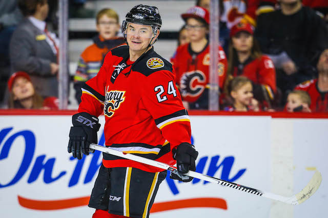 Panthers land Hudler from Calgary, Kindl from Detroit