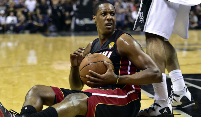 Mario Chalmers is looking to get his confidence back. (USATSI)