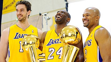 Pau Gasol, Kobe Bryant and Derek Fisher (Getty Images)
