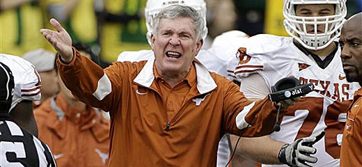 Mack Brown (AP Images)