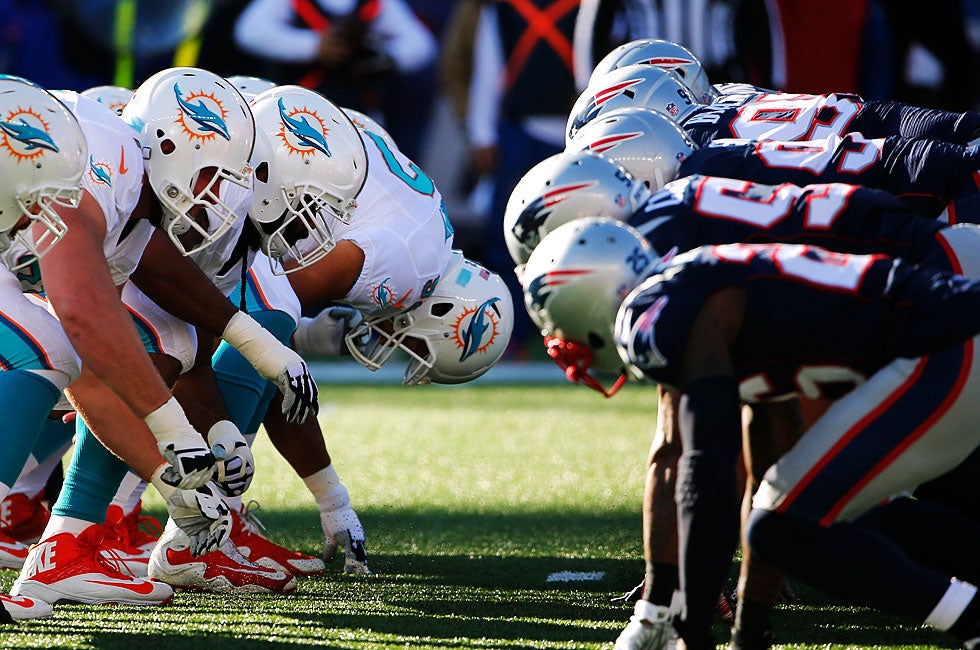 8:25 ET: Dolphins take on unbeaten Pats (CBS)