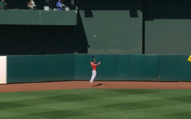 Mike Trout saved the Angels with this catch Thursday.