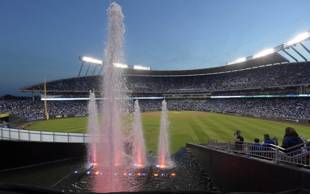 For the Hetheringtons, Game 1 brought plenty of excitement at Kauffman Stadium.