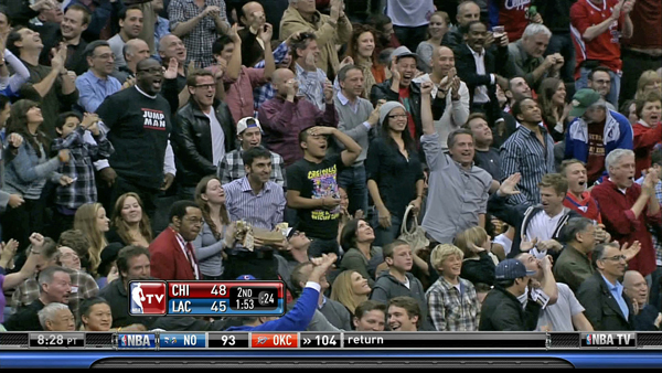 derrick rose dunks on zach randolph. teacher, Derrick Rose vs.