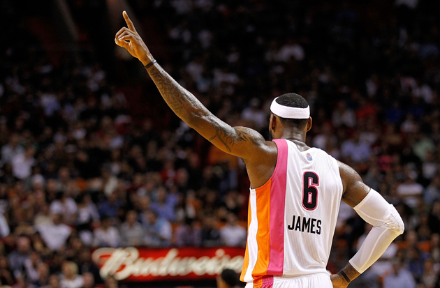 lebron-james-pink-jersey.jpg