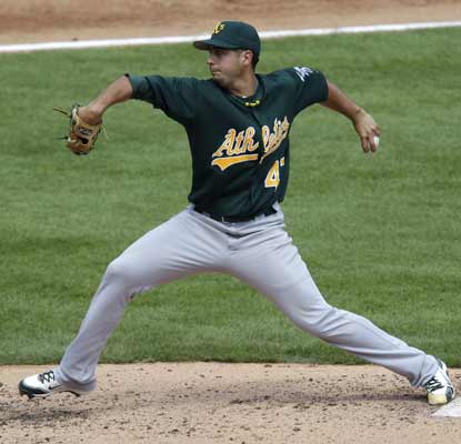 Gio Gonzalez bags his third consecutive win to help the A's stay in contention for the AL West.   (AP)