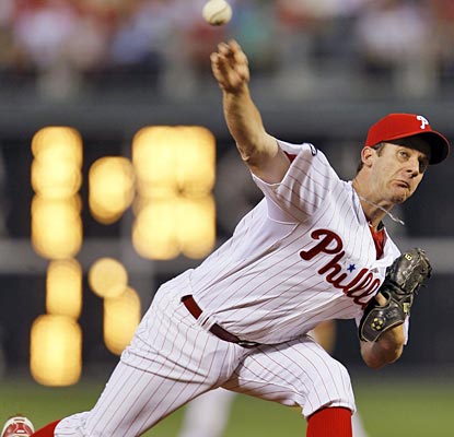 Roy Oswalt has been throwing gems since coming to the Phillies in a trade as the team improves to 7-1 with him starting.  (AP)
