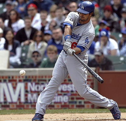 Andre Ethier becomes one of three players in major-league history to have a 21-game hit streak in April as he goes 2 for 5.  (AP)
