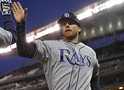 After driving in eight in the first game, Ben Zobrist adds two more RBI in Game 2 to help finish off the Twins. (AP)