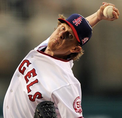 After 39 days without a win, Jered Weaver turns his fortunes around with a W against the Yankees. (AP)