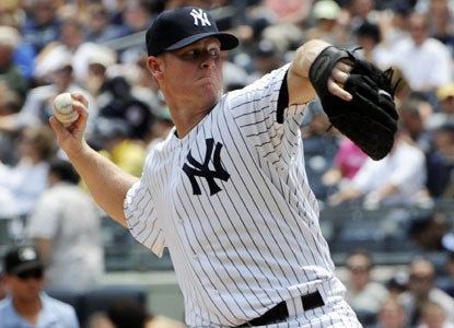Making his first big league appearance since 2008, Brian Gordon pitches 5 1/3 effective innings. (AP)