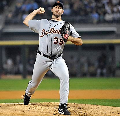 Justin Verlander picks up his major-league-leading 23rd win in Chicago, allowing six hits and striking out six. (Getty Images)