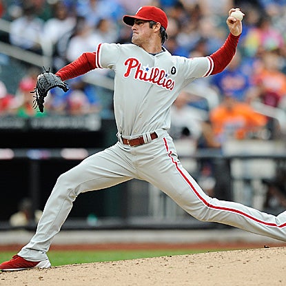 Cole Hamels pitches seven sharp innings in a playoff tuneup, allowing only one run in the Phillies loss.   (Getty Images)