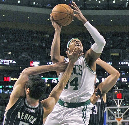 The Celtics lean on Paul Pierce and he does not let them down. The veteran finishes with 29 points and a career-high 14 dimes. (AP)