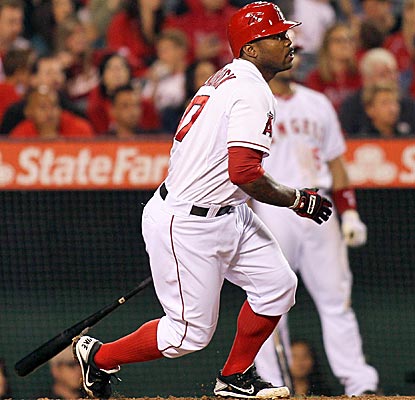 Howie Kendrick helps the Angels end a three-game losing streak by going 3 for 5 with 3 RBI.  (US Presswire)