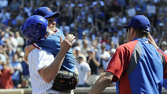 Kerry Wood gives Cubs fans an emotional finale to his illustrious career. (Getty Images)