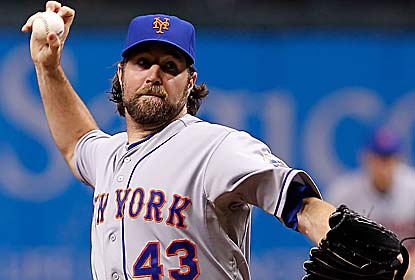 R.A. Dickey allows a single during his second career one-hitter as he sets the Mets' record for scoreless innings at 32 2/3. (Getty Images)