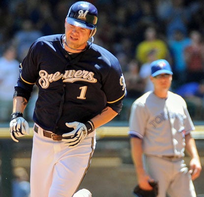 Corey Hart knocks one of four home runs for Milwaukee as the Brewers take the series.  (US Presswire)
