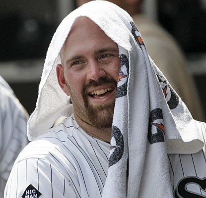 Red-hot Kevin Youkilis tries to cool off after hitting a solo home run to put the White Sox in the lead.  (AP)