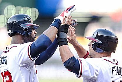 Jason Heyward (left) connects for a two-run HR in the first inning to help the Braves open up an early 4-0 lead vs. the Cubs. (US Presswire)