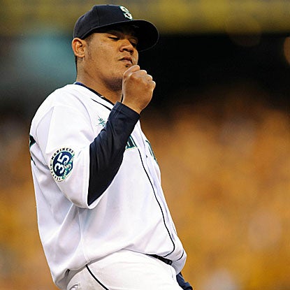The Mariners' Felix Hernandez shuts out the Rangers and lowers his ERA to 1.40 over his last six starts.  (US Presswire)