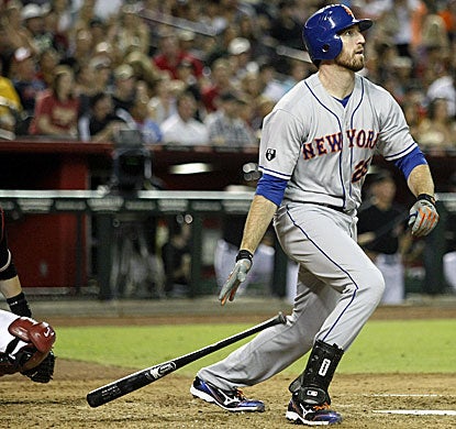 Ike Davis' individual effort has no impact as the New York Mets lose for the 14th time in 16 games. (AP)