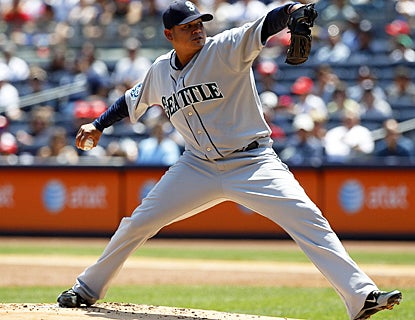 Hernandez keeps the Yankees guessing all day, giving up just two hits and two walks in his complete-game shutout win. (US Presswire)