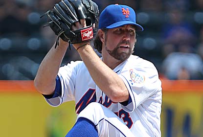 R.A. Dickey K's 10 while snapping Jose Reyes' 26-game hitting streak. He also helps the Mets halt a 9-game home losing skid. (US Presswire)