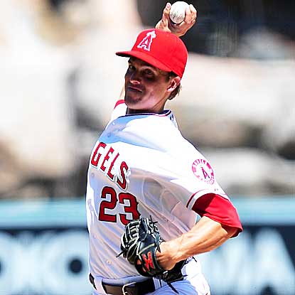 The Angels' Zack Greinke throws seven strong innings to defeat the Tigers for his fourth straight victory. (US Presswire)