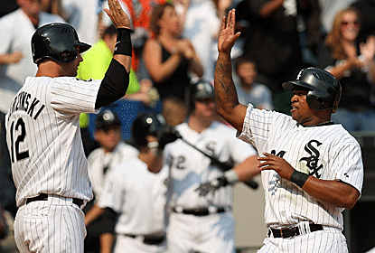 In a crucial victory, the White Sox plate three runs in the fourth inning to erase an early Tigers lead.  (Getty Images)