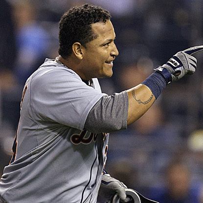 Miguel Cabrera's four hits, including a home run, help Detroit clinch and push him closer to making history.  (AP)