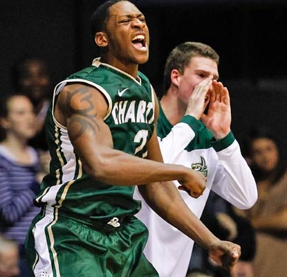 Willie Clayton nets 11 points as the Charlotte 49ers notch a big road win the Atlantic 10.  (Getty Images)